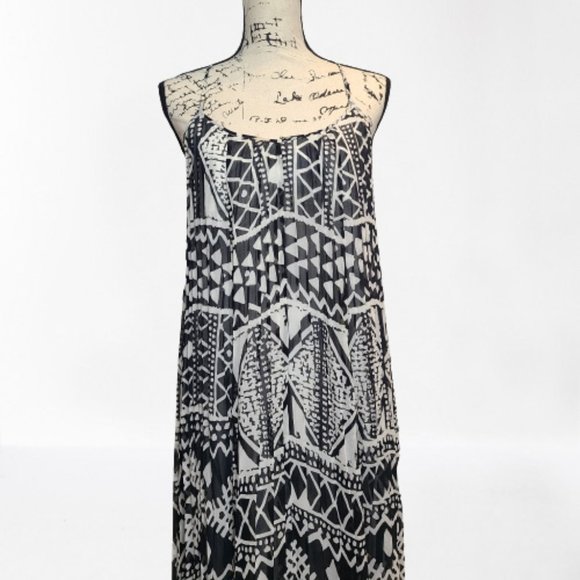 Tori Richard Symmetrical Spaghetti Strap Backless Boho Dress - Picture 2 of 11